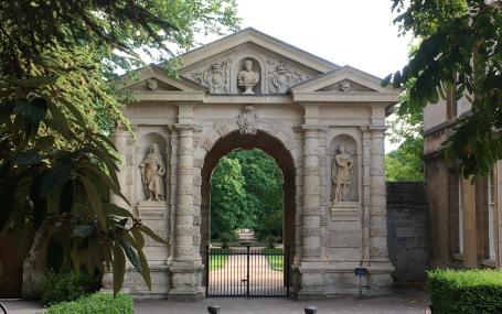 A stone archway at the entrance to the Oxford University Botanical Gardens