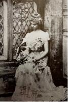 Renée Vivien, a.k.a. Pauline Tarn, c. 1901.