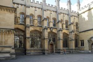 Oxford 8