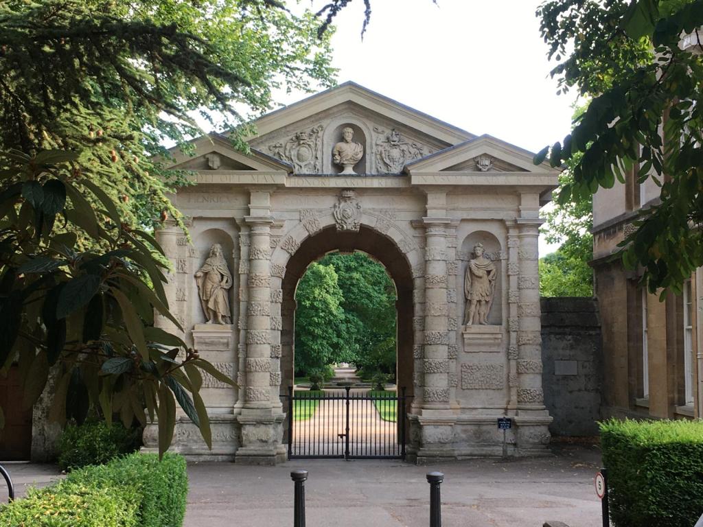 A stone archway at the entrance to the Oxford University Botanical Gardens