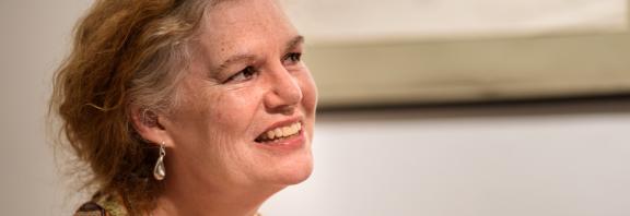 picture of Karen Leeder speaking in mic