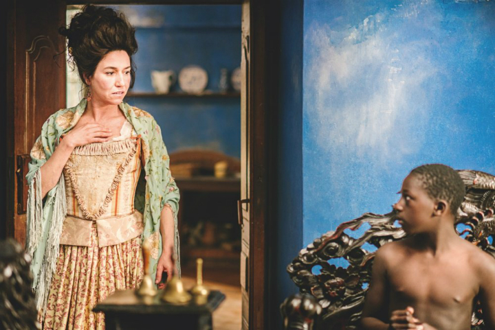Lola Dueñas as Luciana Piñares de Luenga and a young boy in Zama